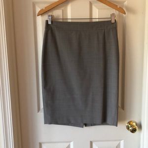 Ann Taylor grey pencil skirt